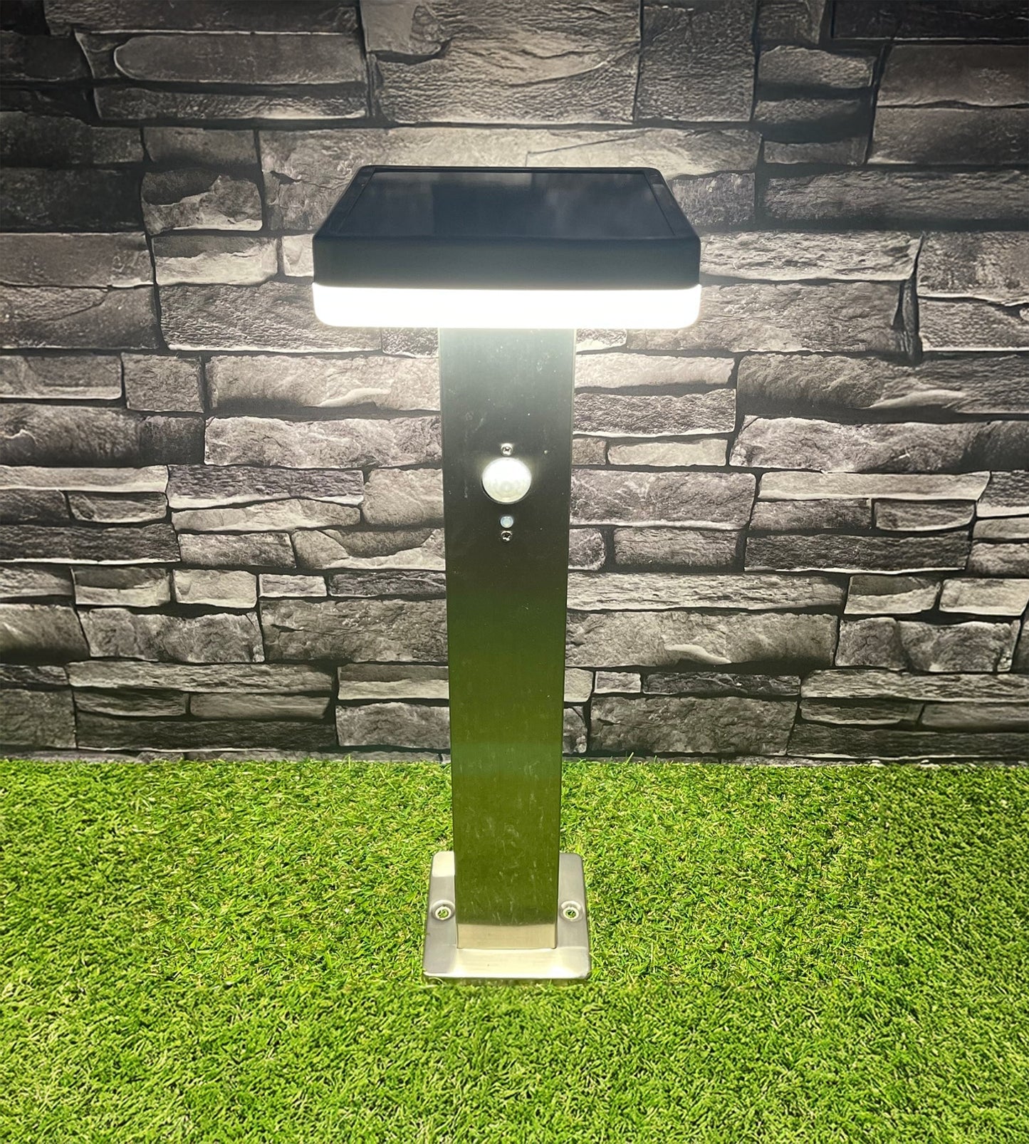 Solar LED Bollard Light – Outdoor Pathway Lighting