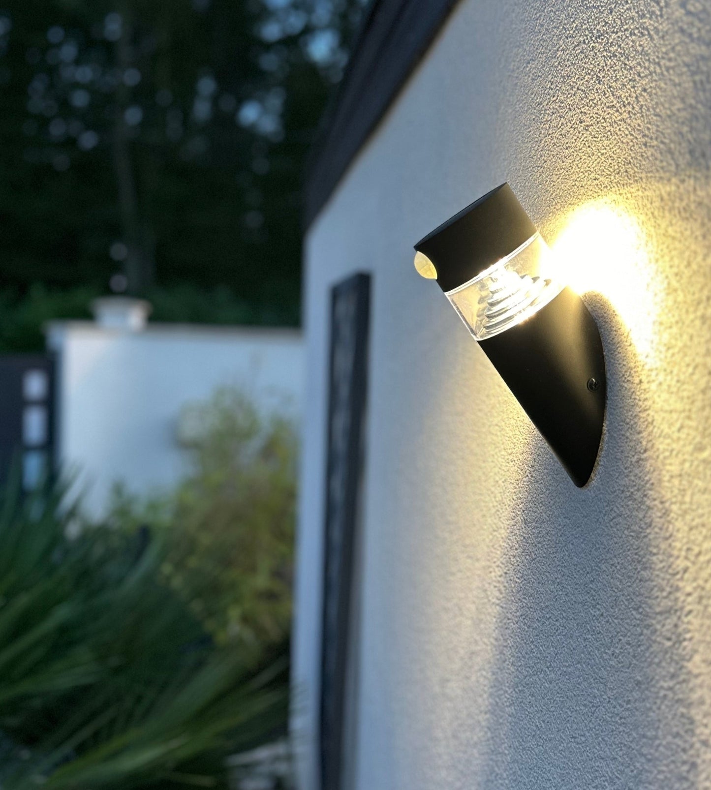 Solar LED Wall Light – Outdoor Waterproof Lighting