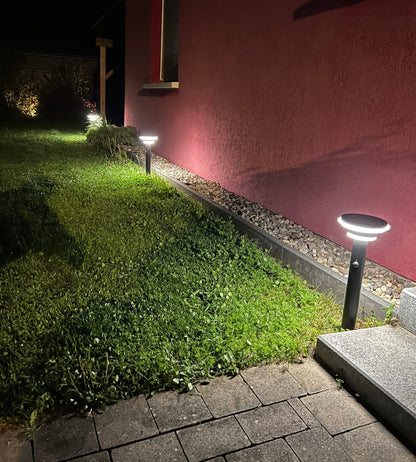 Solar LED Bollard Light – Motion Sensor – 3 Lighting Modes (100–1000 Lumens)