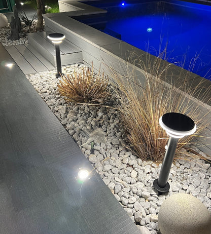 Solar LED Bollard Light – Motion Sensor – 3 Lighting Modes (100–1000 Lumens)