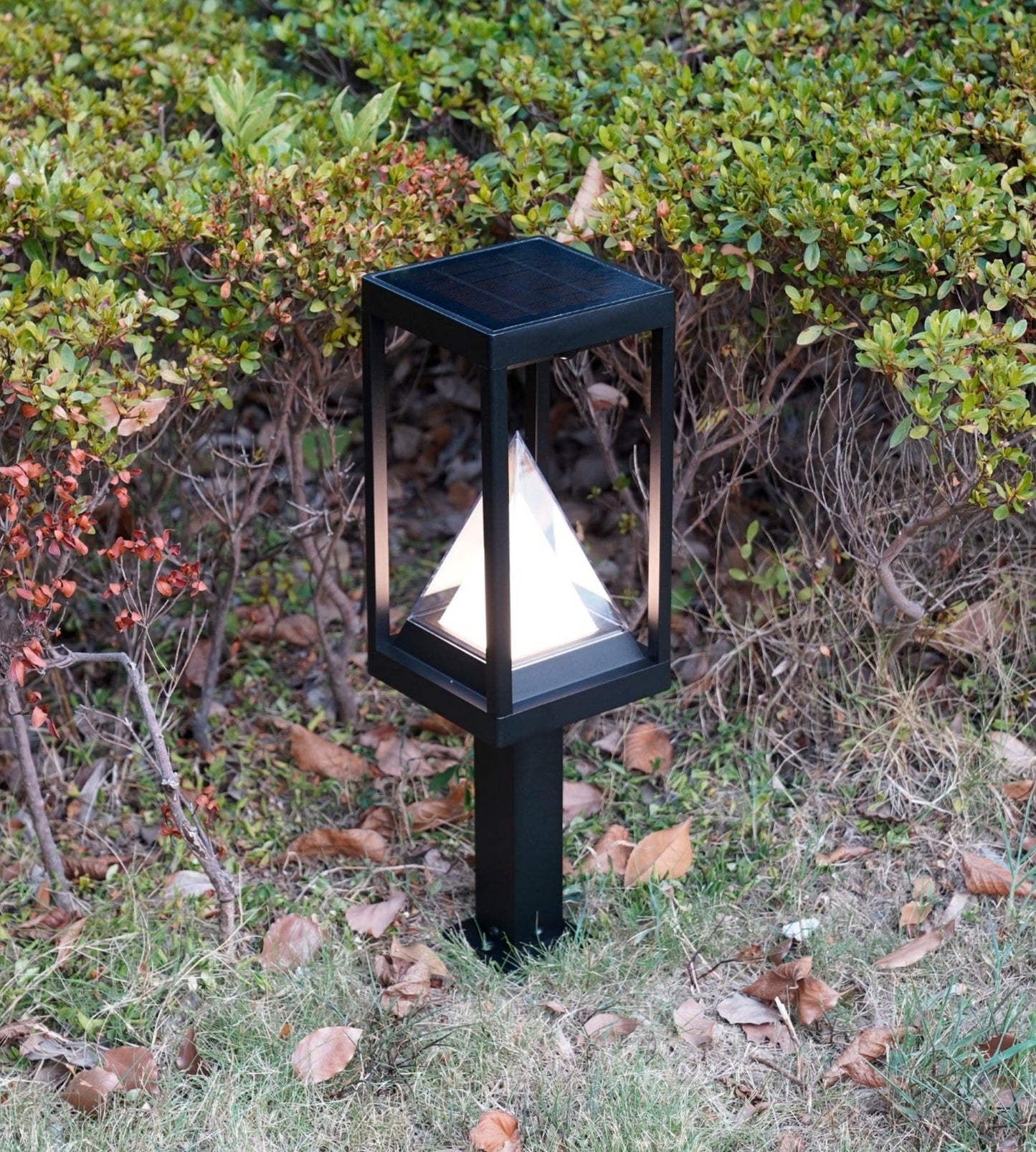 Solar LED Bollard Light – Motion Sensor – 3 Lighting Modes (100–1000 Lumens)