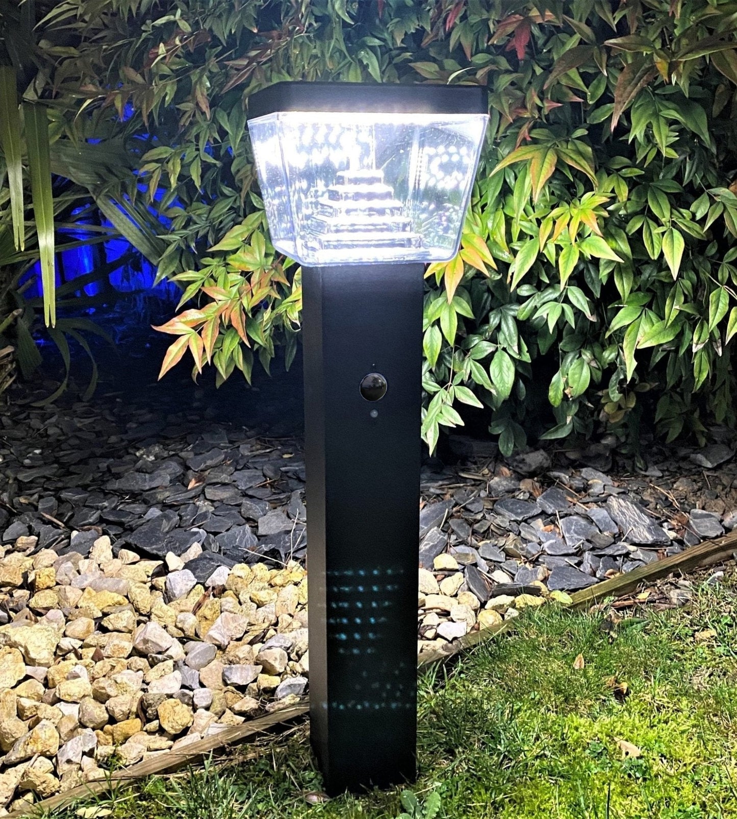 Solar LED Bollard Light – Motion Sensor – 3 Lighting Modes (100–1000 Lumens)