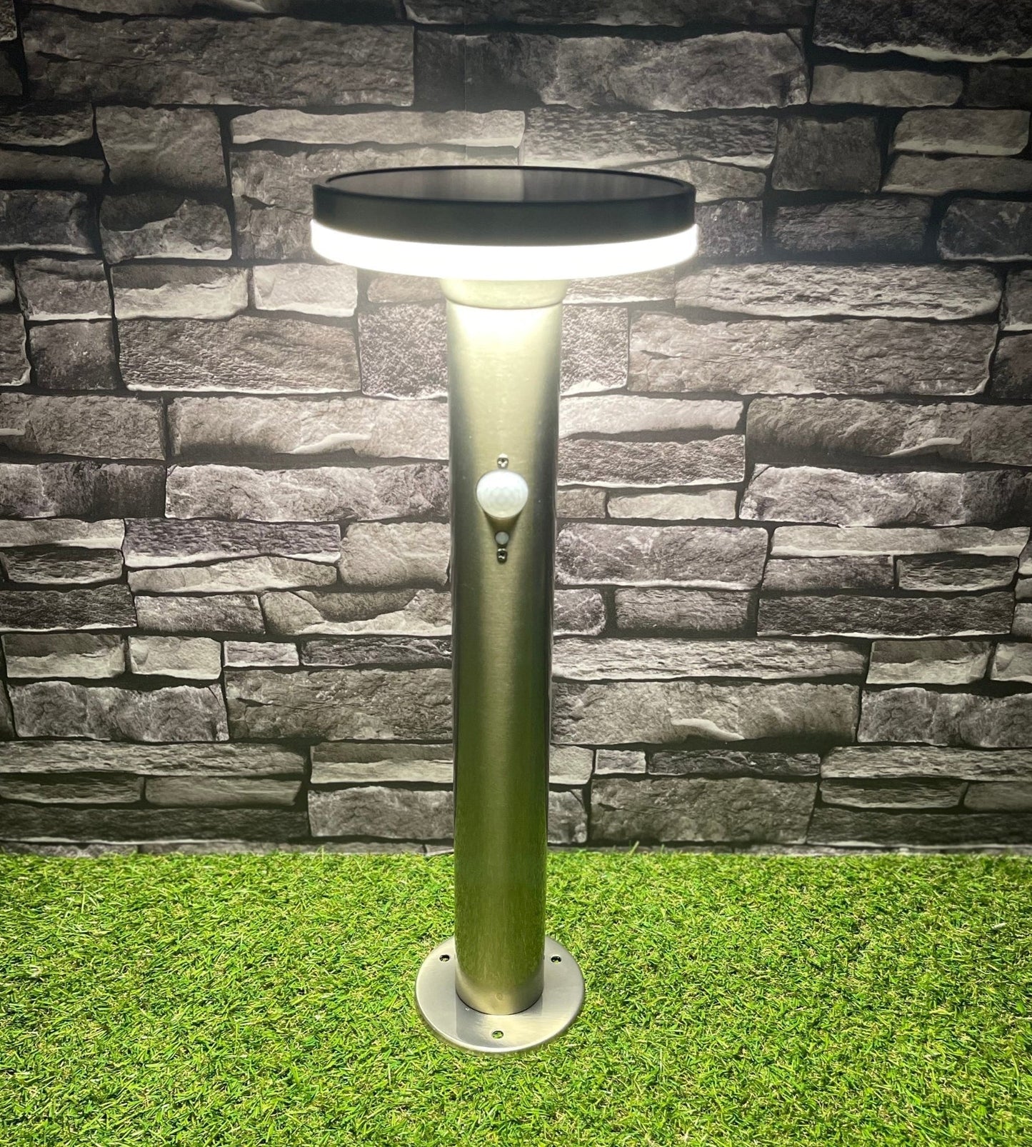 Solar LED Bollard Light – Motion Sensor – 3 Lighting Modes (75–600 Lumens)