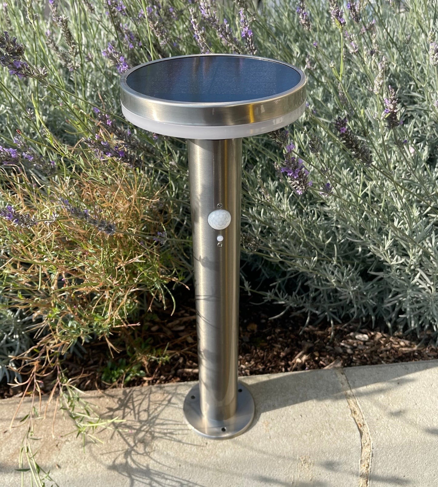 Solar LED Bollard Light – Motion Sensor – 3 Lighting Modes (75–600 Lumens)