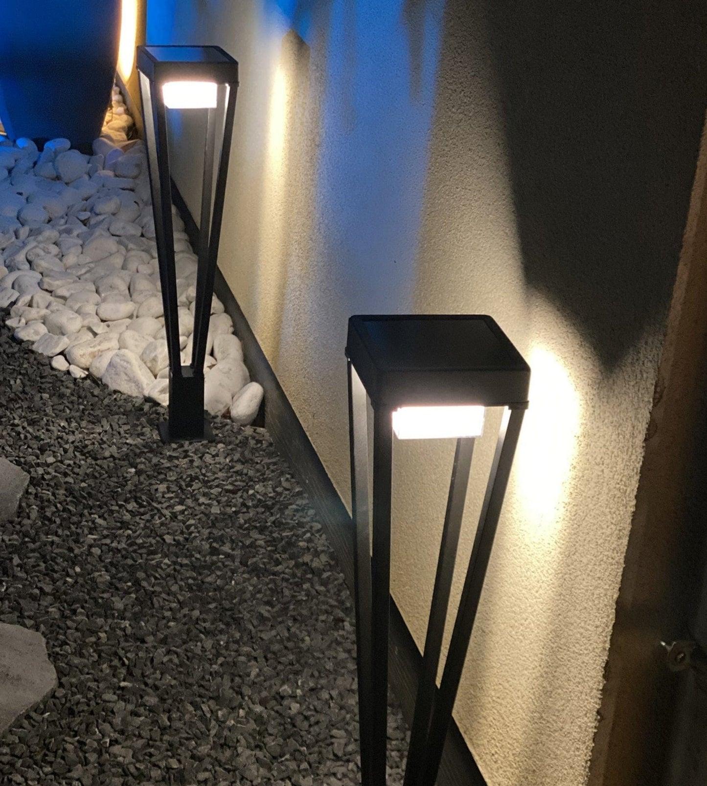 Solar LED Bollard Light – Motion Sensor – 3 Lighting Modes (75–600 Lumens)