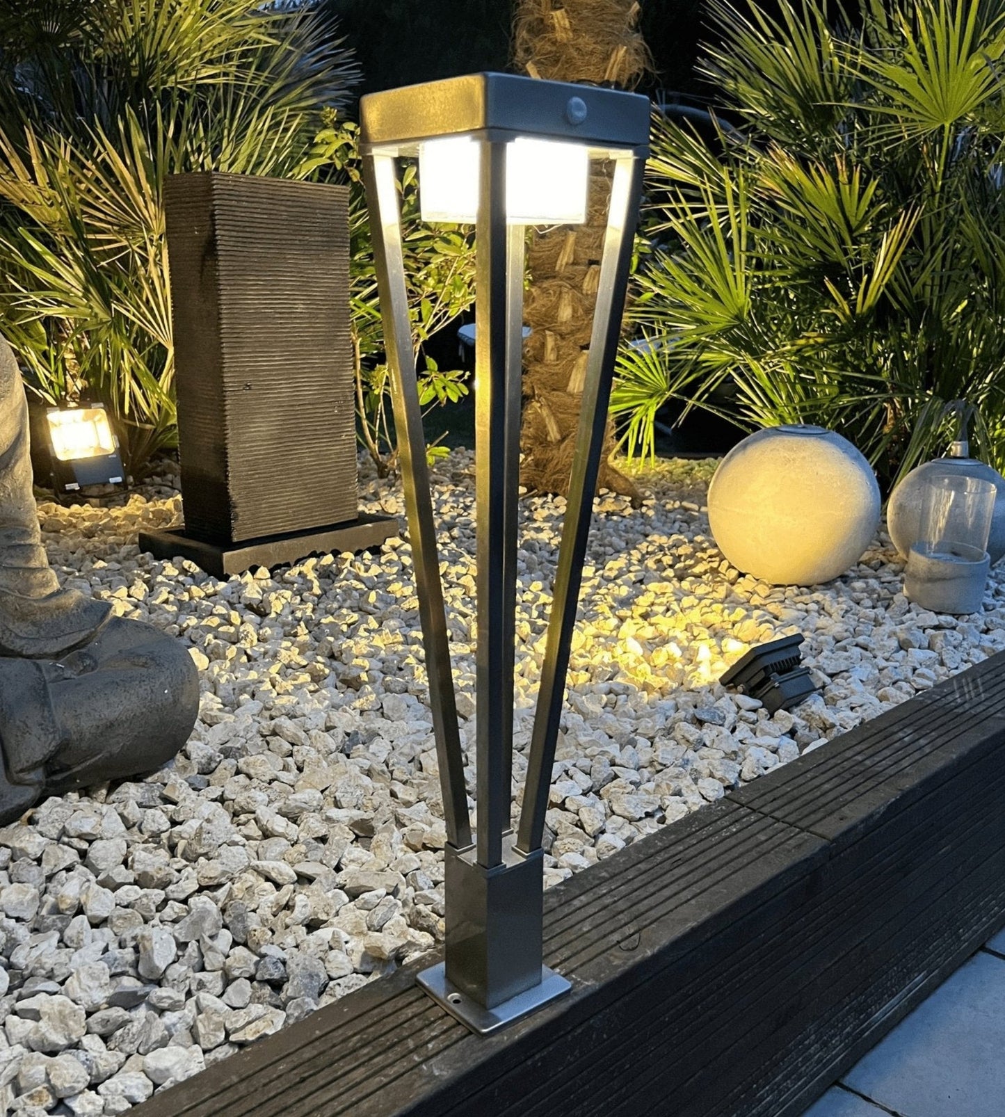 Solar LED Bollard Light – Motion Sensor – 3 Lighting Modes (75–600 Lumens)