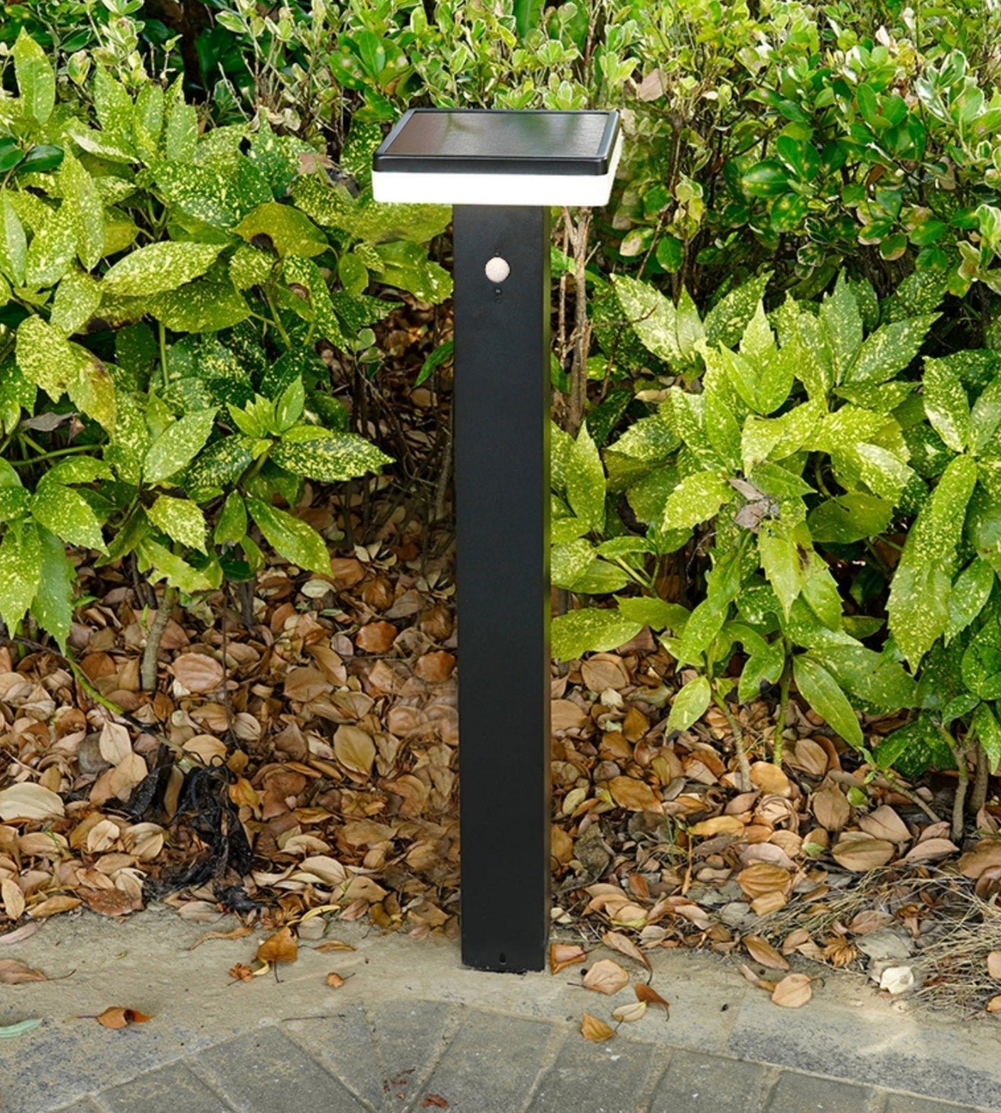 Solar LED Bollard Light – Motion Sensor – 3 Lighting Modes (150–1000 Lumens)