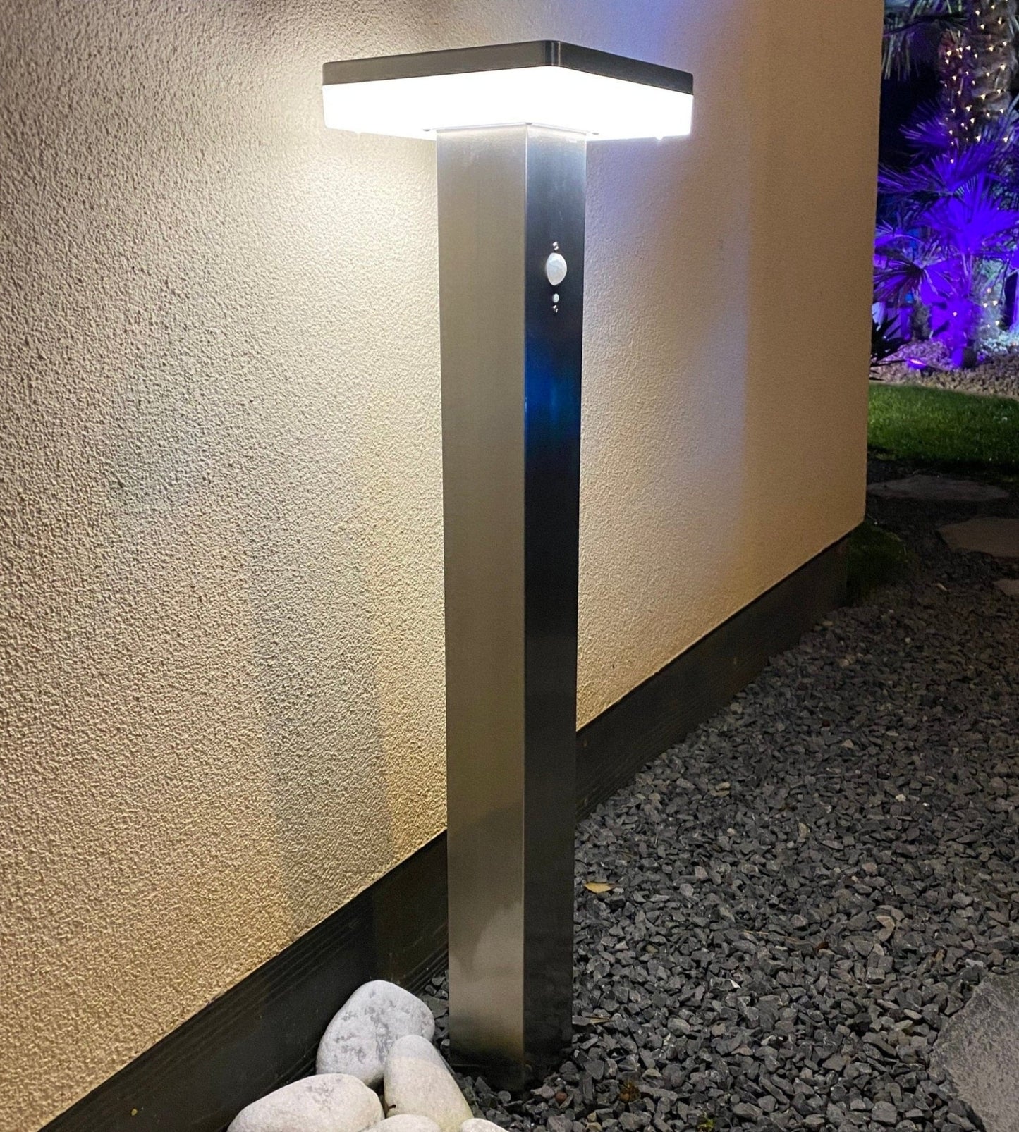 Solar LED Bollard Light – Motion Sensor – 3 Lighting Modes (150–1000 Lumens)