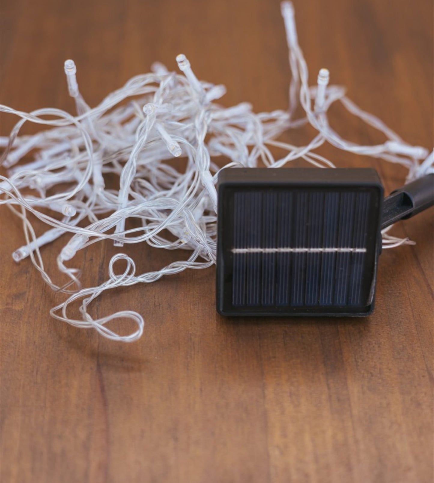 Solar String Lights – 100 Warm LEDs on 10m Outdoor Waterproof Line