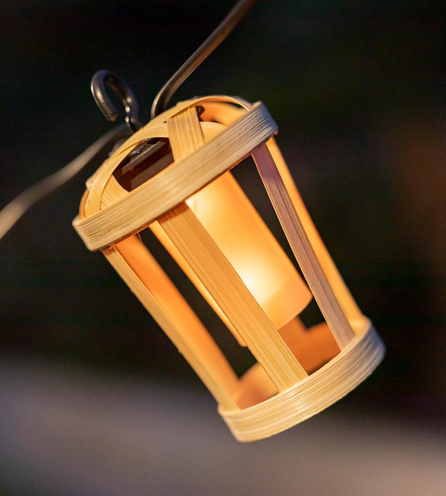 Solar String Lights – Flame Effect with Wooden Design, 10-Lamp Outdoor Decoration