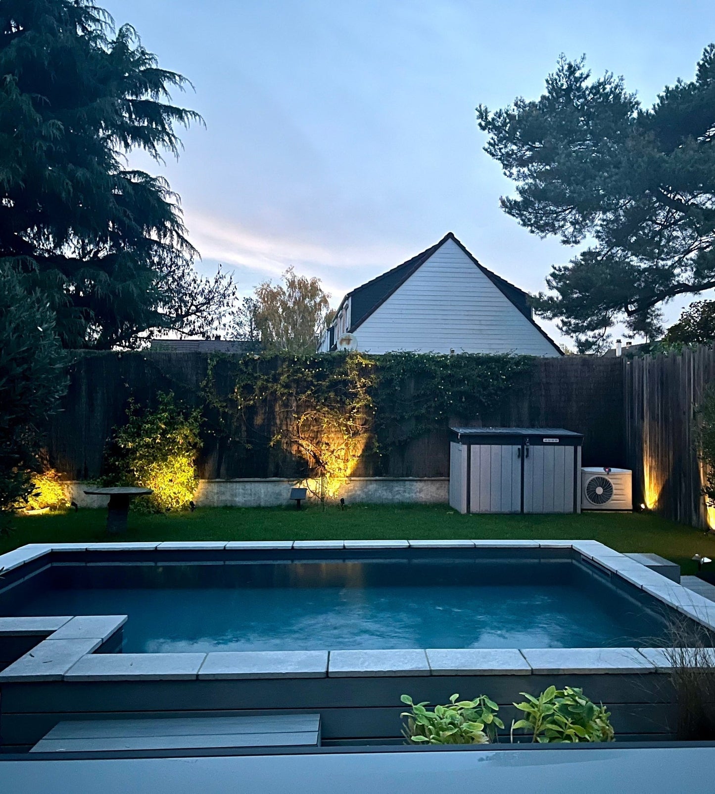 Solar Spotlights (3-Pack) – Bright Outdoor LED Landscape Lighting